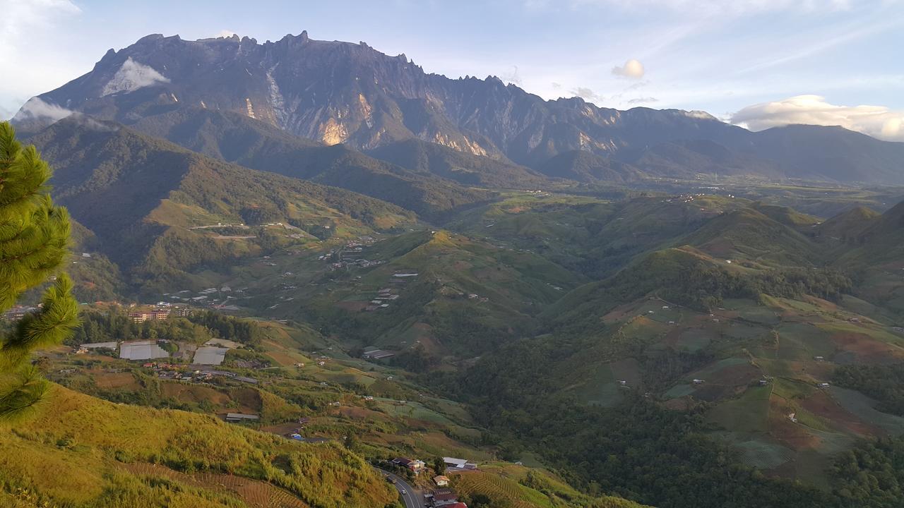 Crystal Hill R Hotel Kundasang Exterior photo