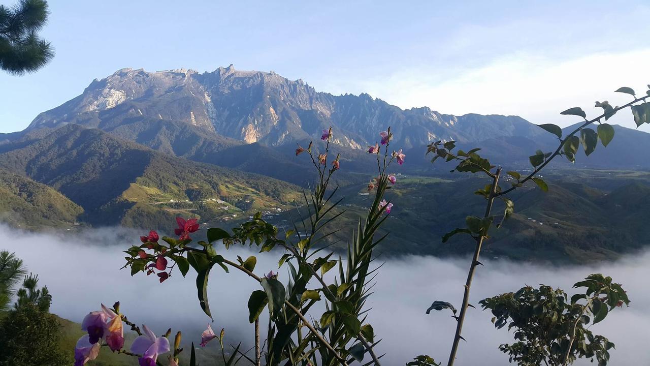 Crystal Hill R Hotel Kundasang Exterior photo